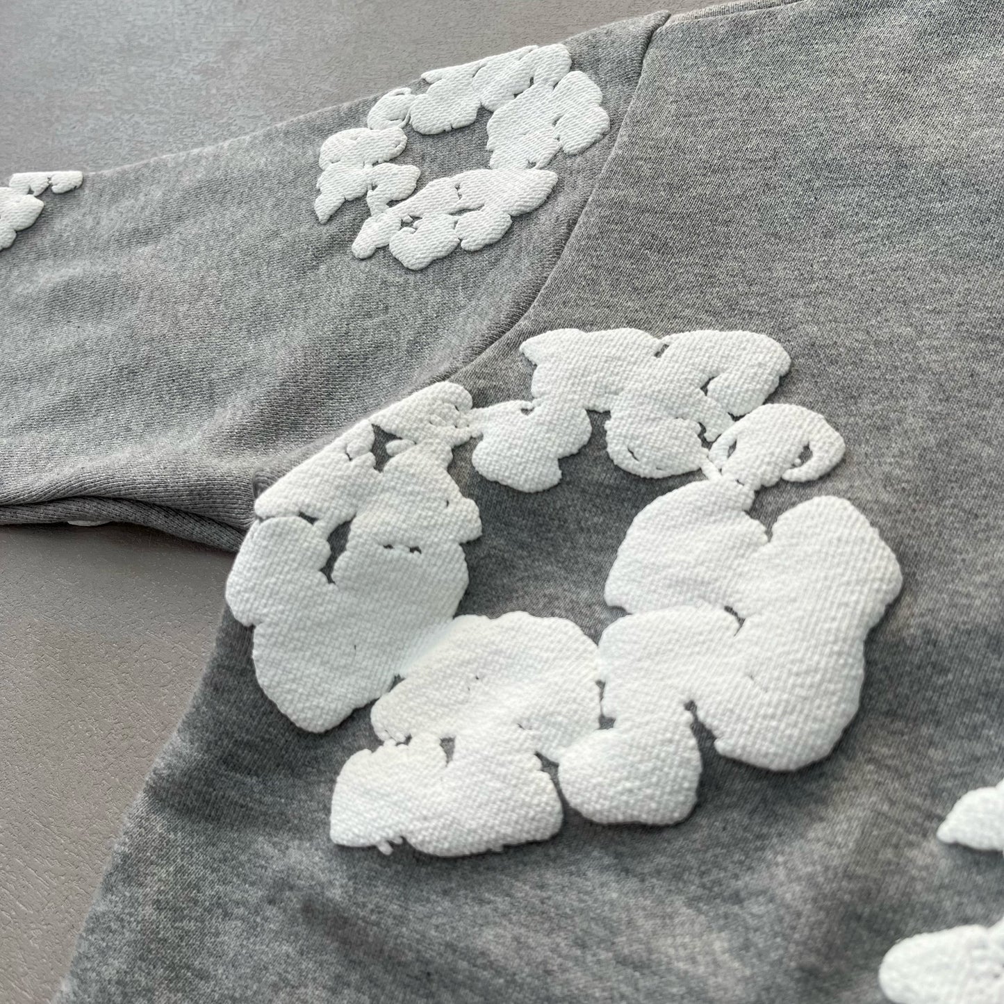 Moletom Denim Tears Cinza - Shabby Company