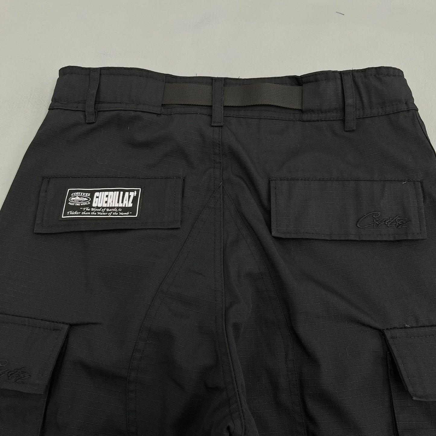 Calça Corteiz Cargo Preto - Shabby Company