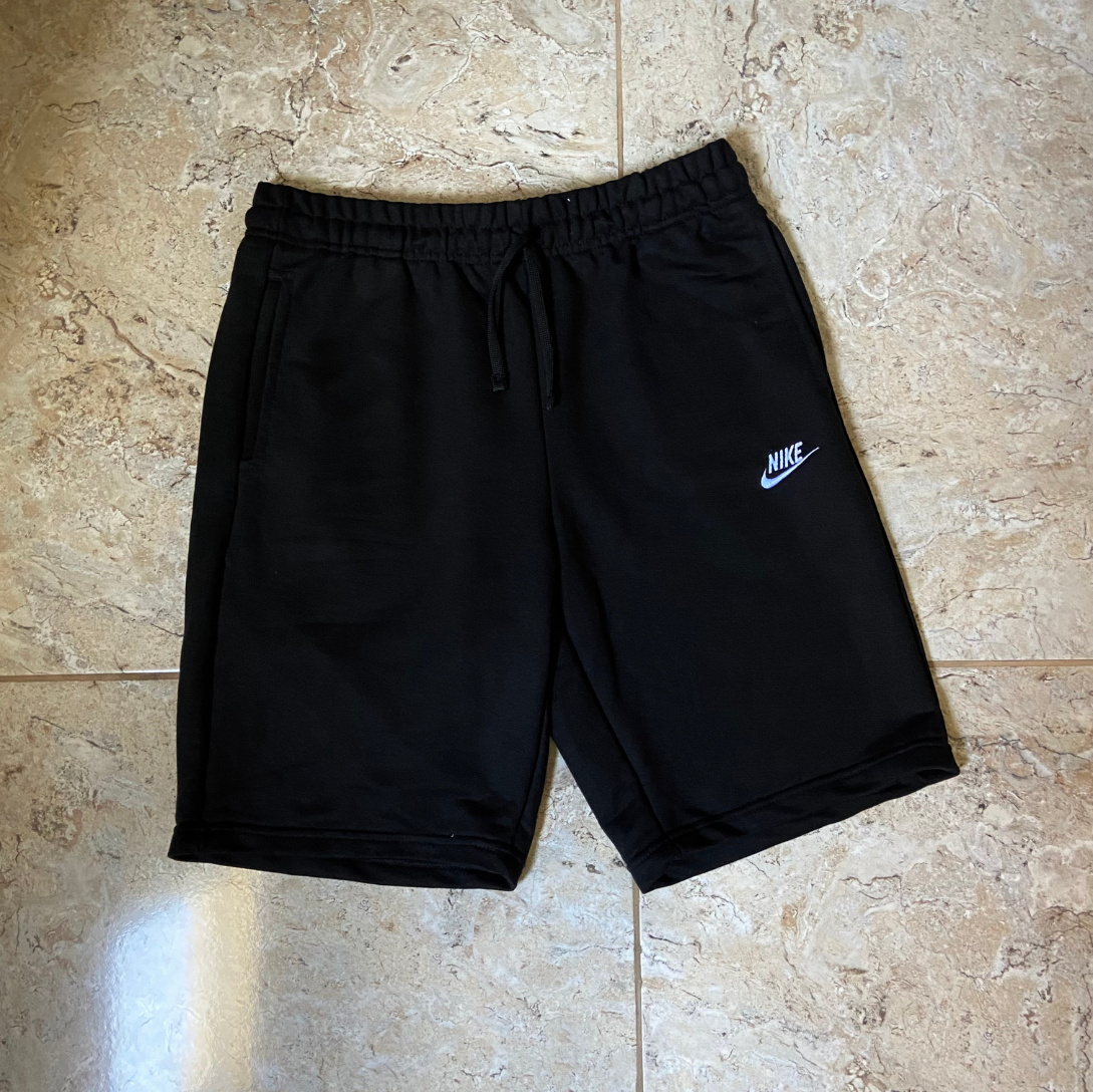 Bermuda Nike Sportswear Club Fleece – Preta - Shabby Company