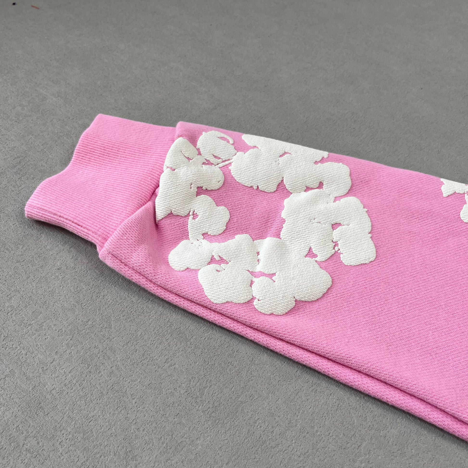 Moletom Denim Tears Rosa - Shabby Company